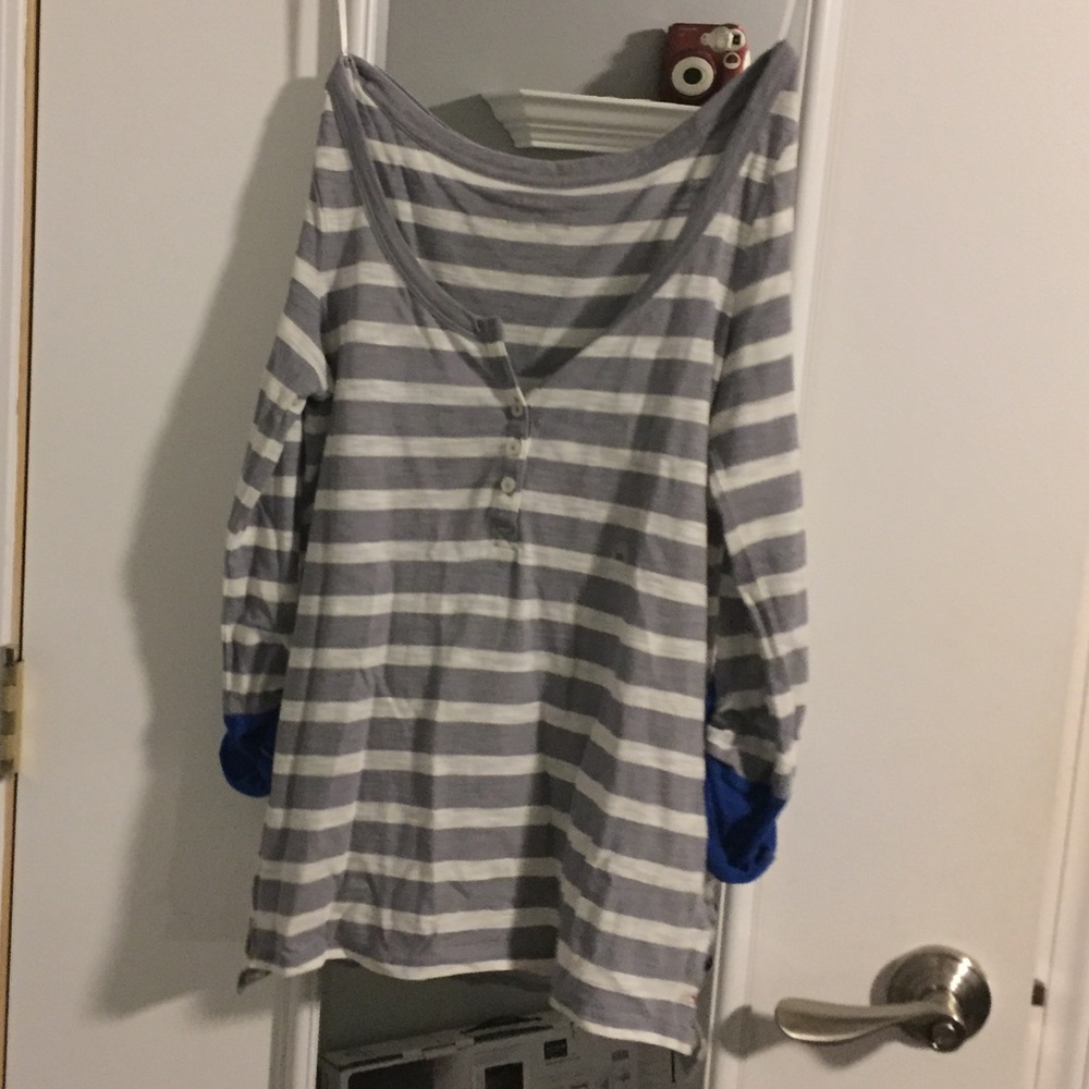 Express Cropped Sleeve Striped Shirt